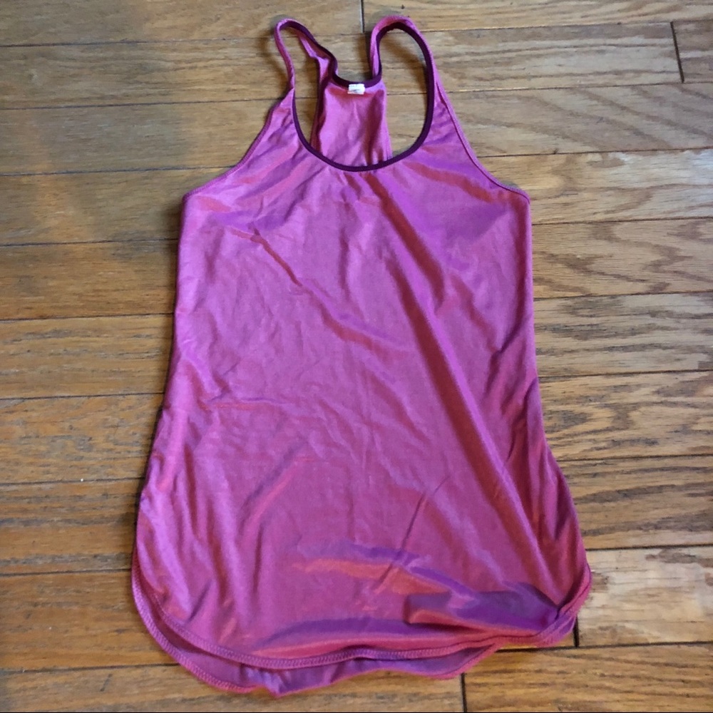 🍋 Lululemon shimmery tank. Size 4